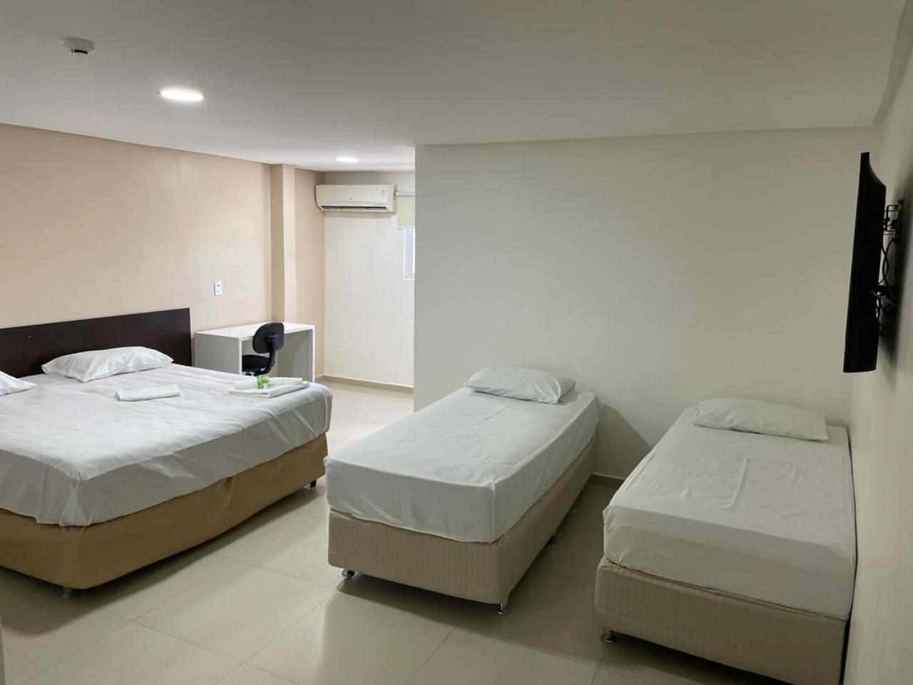 Falcao Hotel アラピラカ エクステリア 写真
