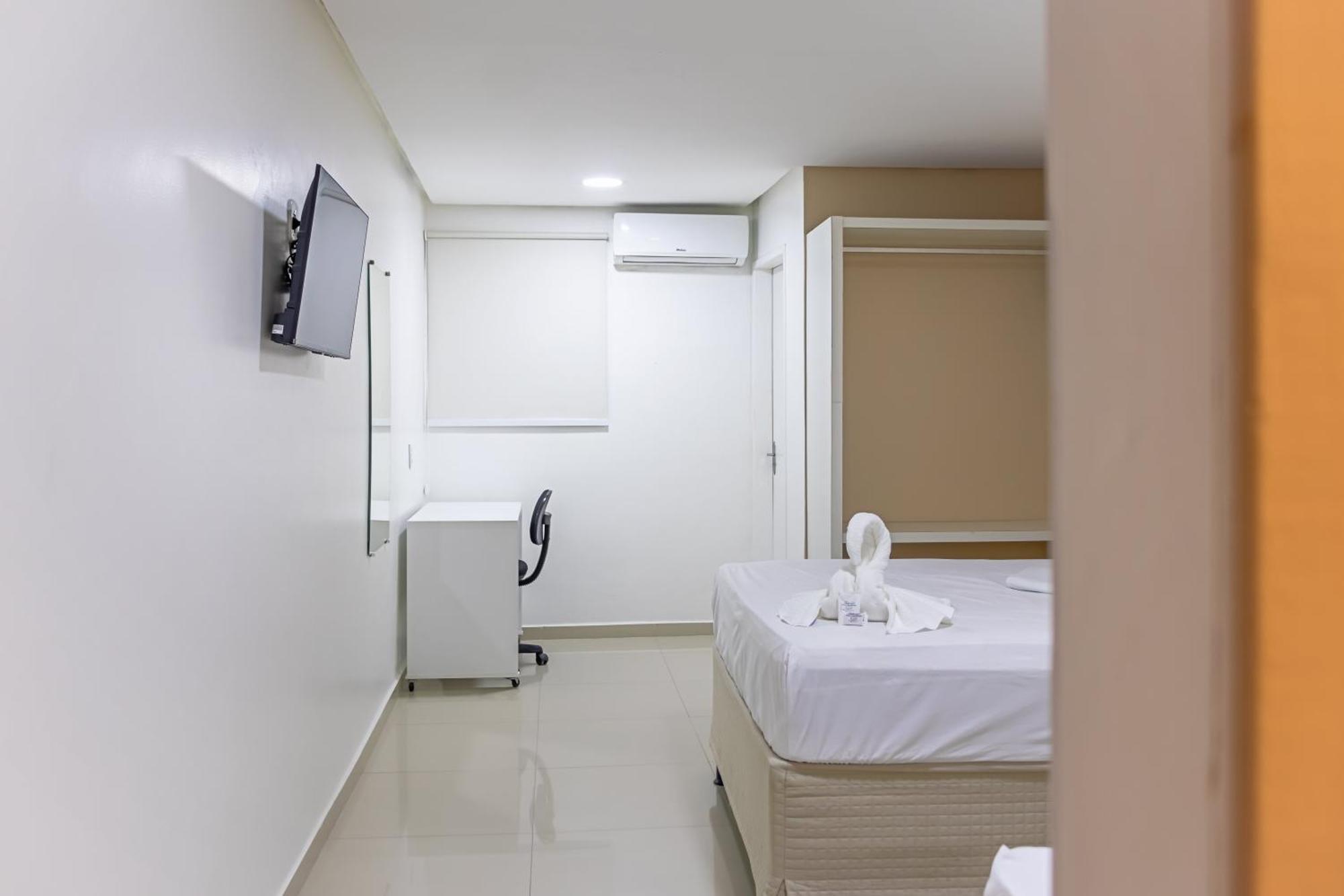 Falcao Hotel アラピラカ エクステリア 写真